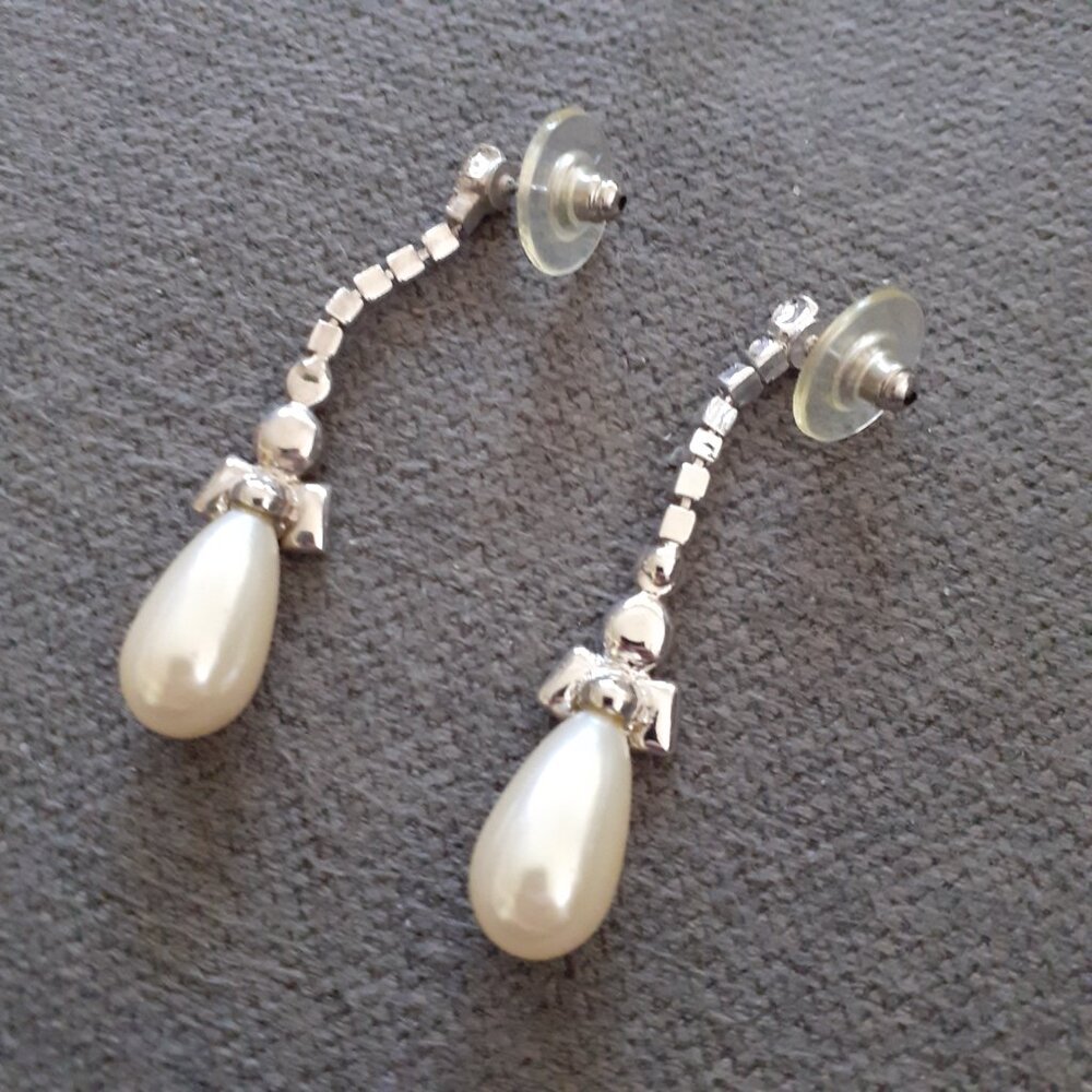 Vintage NWT Jennifer Moore pearl and cz drop earrings - Picture 2 of 3